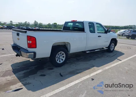 2010 Chevrolet Silverado 1500 Work Truck z USA, uszkodzony, nr VIN 1GCSCPE02AZ299084